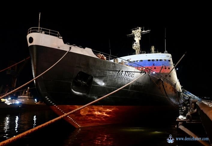 Dünyanın tek nükleer buzkıran filosu 65. yıldönümünü kutluyor