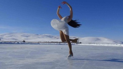 Çıldır Gölü’nün milli sporculardan nefes kesen gösteri