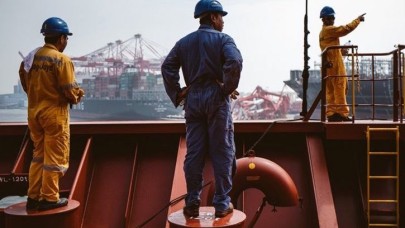 BM, denizcilerin küresel ortalamanın %74 üstünde çalıştığını açıkladı