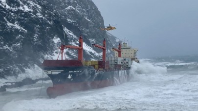 MSC Baltic III Karaya Oturdu, Acil Kurtarma Başlatıldı