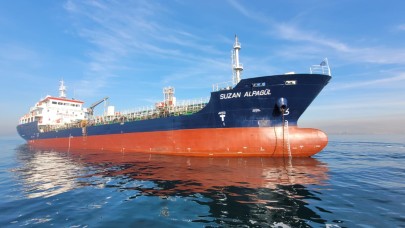 SUZAN ALPAGÜL İsimli Tankere Türk Bayrağı Çekildi