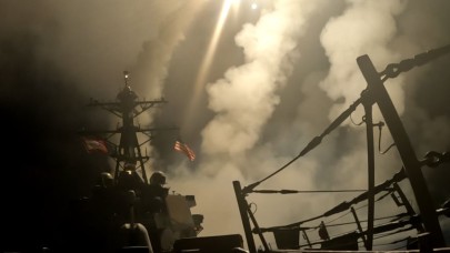 ABD'den, Yemen'de Husi Militanlarına Yoğun Hava Saldırısı