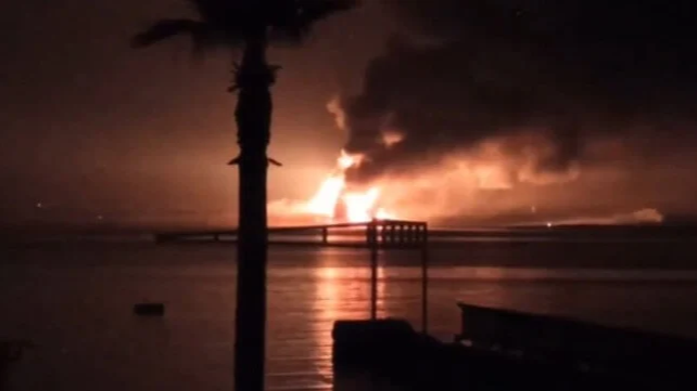 İsrail, Lazkiye Limanı&#039;na hava saldırıları düzenledi