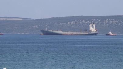 Dev Konteyner Gemi siÇanakkale Boğazı’nda Arıza Yaptı!