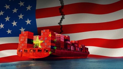 Çin: ABD Karaya Oturmuş Gemi Gibi Yalnız Kalacak