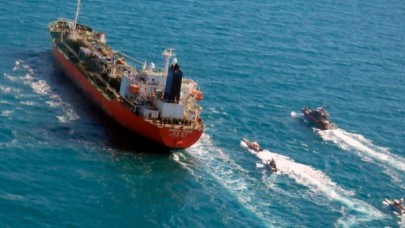 İran’dan Kritik Uyarı:Bölgedeki Gemiler Hedef Alınacak