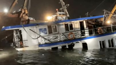 Ha Long Körfezi'nde yolcu teknesi faciası, can kaybı var!