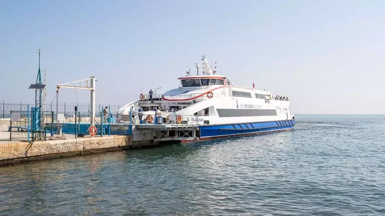 İZDENİZ Seferlerinde Kapasite Sınırı Uygulaması Başladı