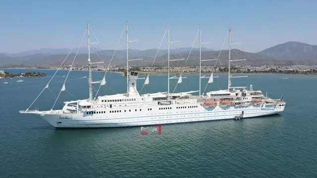 Yelkenli Yolcu Gemisi &quot;Club Med 2&quot; Fethiye’de