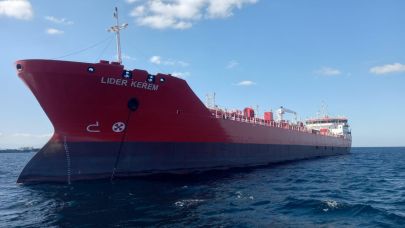 LİDER KEREM tankeri Türk Bayrağı çekti