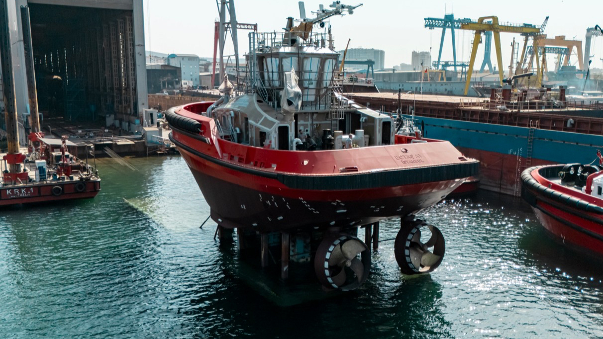 Sanmar, BOTAŞ İçin Üçüncü Elektrikli Römorkörü Denize İndirdi