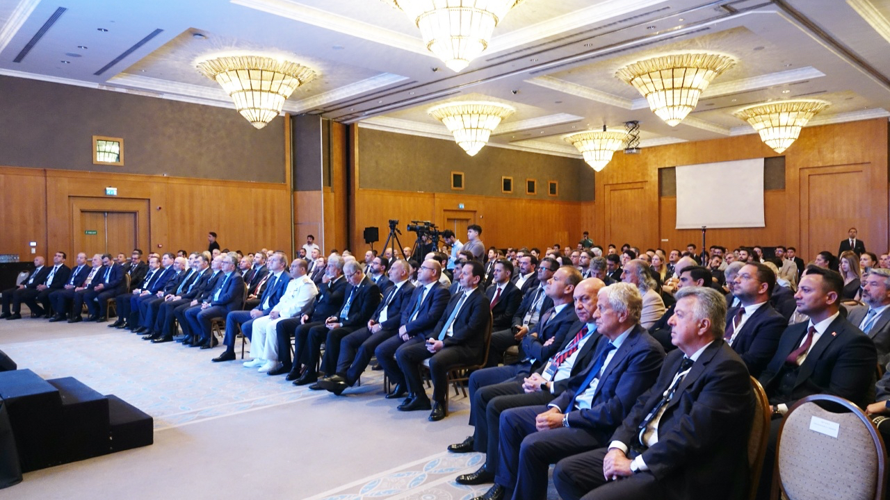 Denizcilik Sempozyumu Sektörün Geleceğine Işık Tuttu