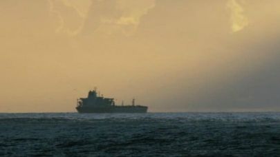 Fransa gölge filo tankerini alıkoydu, kaptan gözaltında