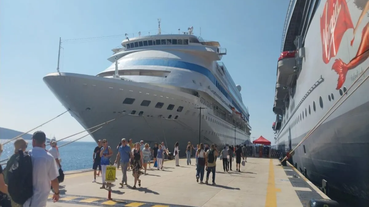 Bodrum’da kruvaziyer bereketi