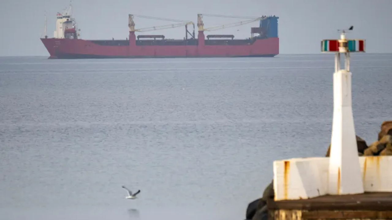 İsveç’ten Yaptırım Altındaki Rus Gemisine Baskın