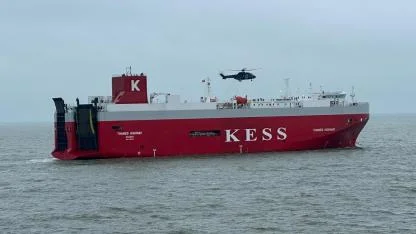 Almanya Açıklarında Araç Taşıyıcı Gemide Yangın