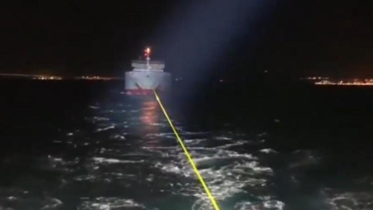 Büyükçekmece açıklarında arızalanan gemi kurtarıldı!