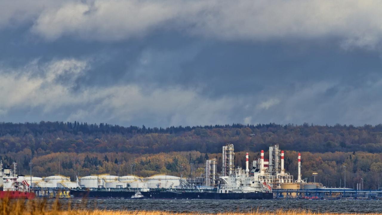 Rusya, Şüpheli Tanker Kazasını Soruşturuyor