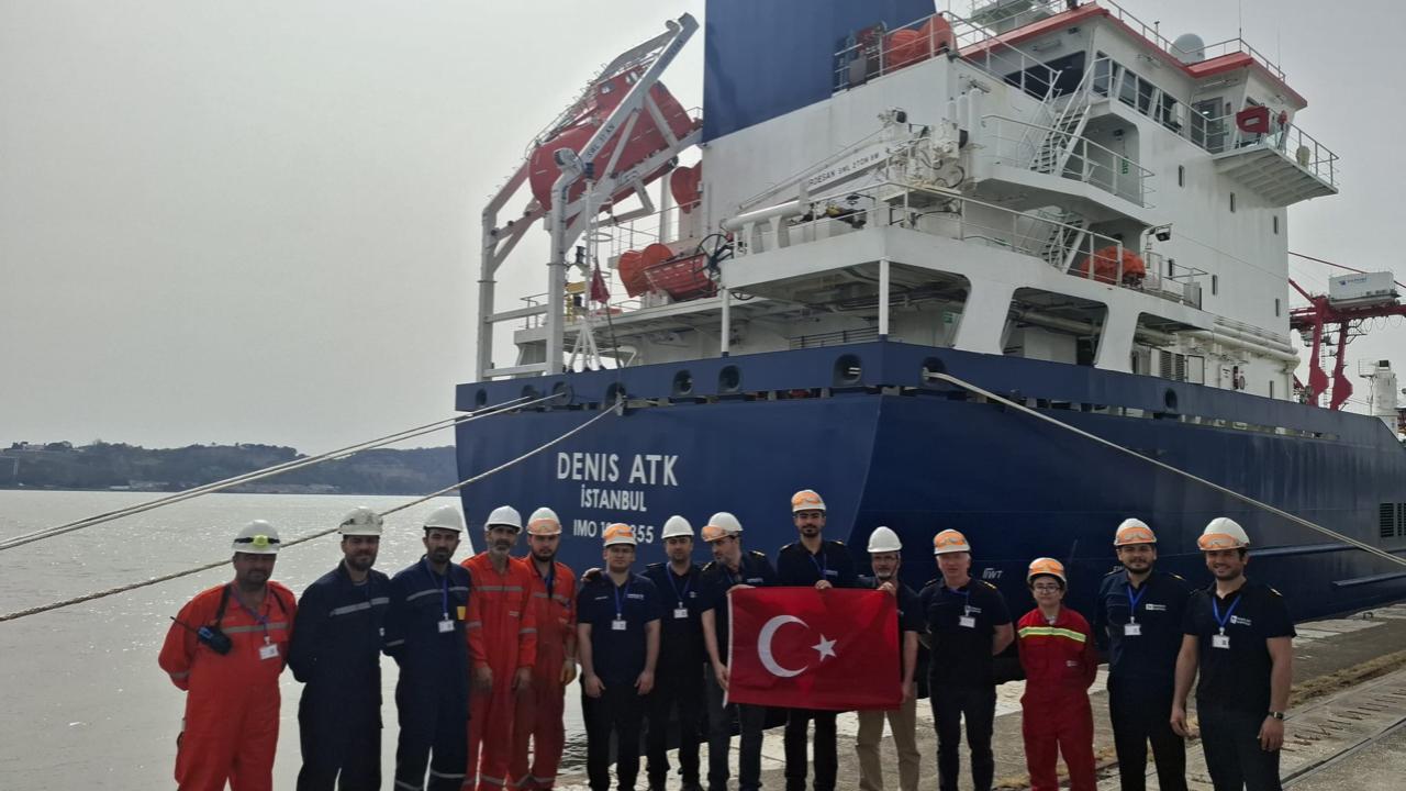 ATAKO Denizcilik’in Yeni Tankeri "DENIS ATK" Türk Bayrağı Çekti