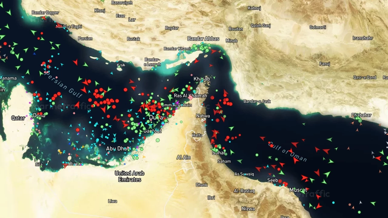 Hürmüz geçişi: Gemilere 2 milyon dolar
