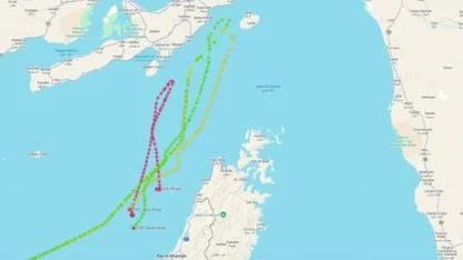 İran, Çin gemilerini Hürmüz'den geri çevirdi