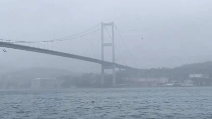 İstanbul Boğazında sis:Gemi trafiği çift yönlü askıya alındı