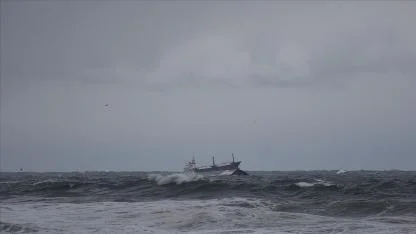 Akdeniz'de Panama bayraklı bir ticari gemi battı