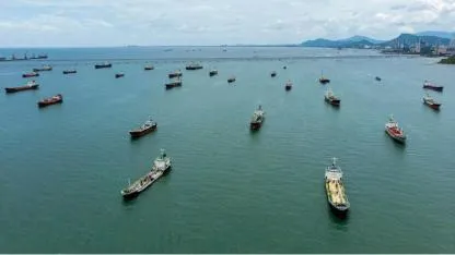 "Hürmüz'ün kapalı kalması resesyonu tetikleyebilir" uyarısı