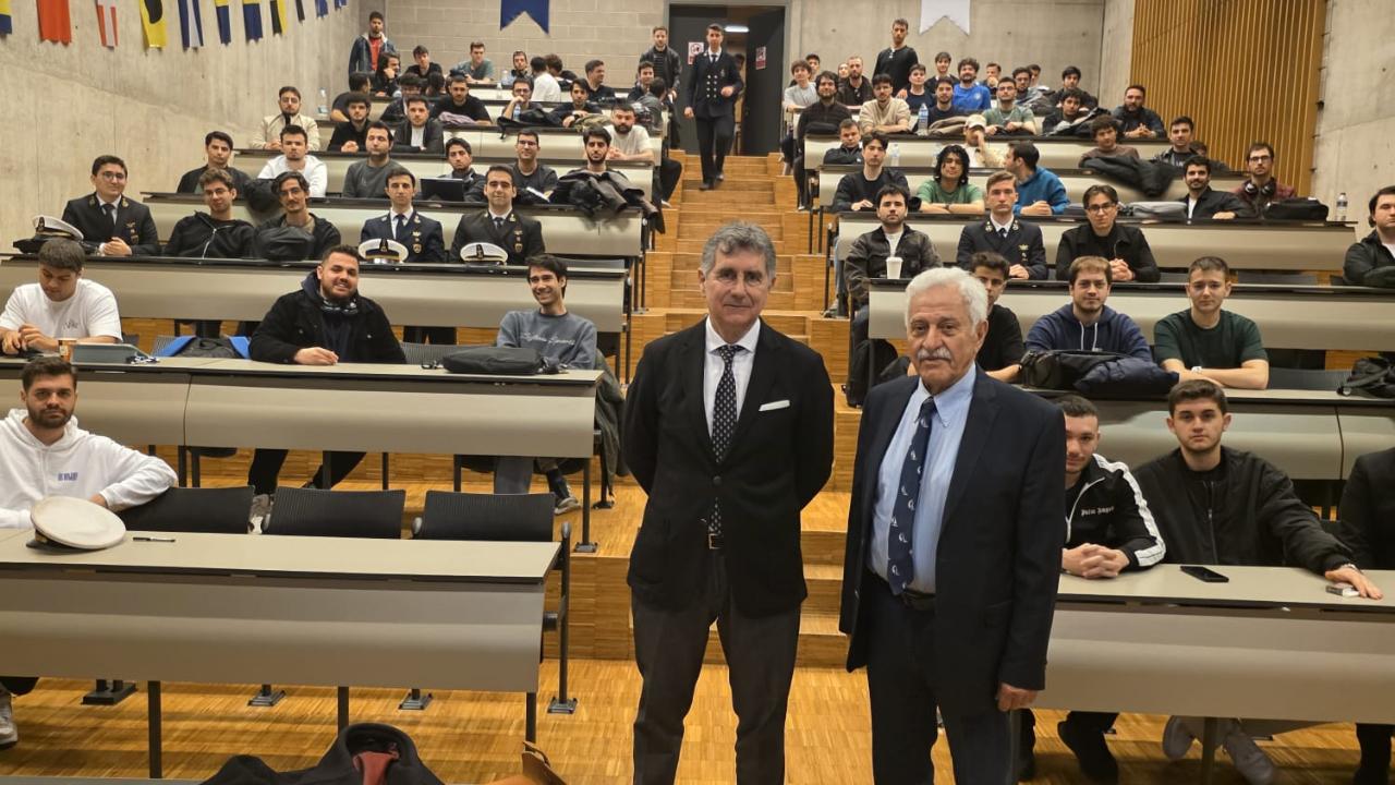 İlker Meşe PRÜ'de Makine Personelinin Sorunlarını Anlattı