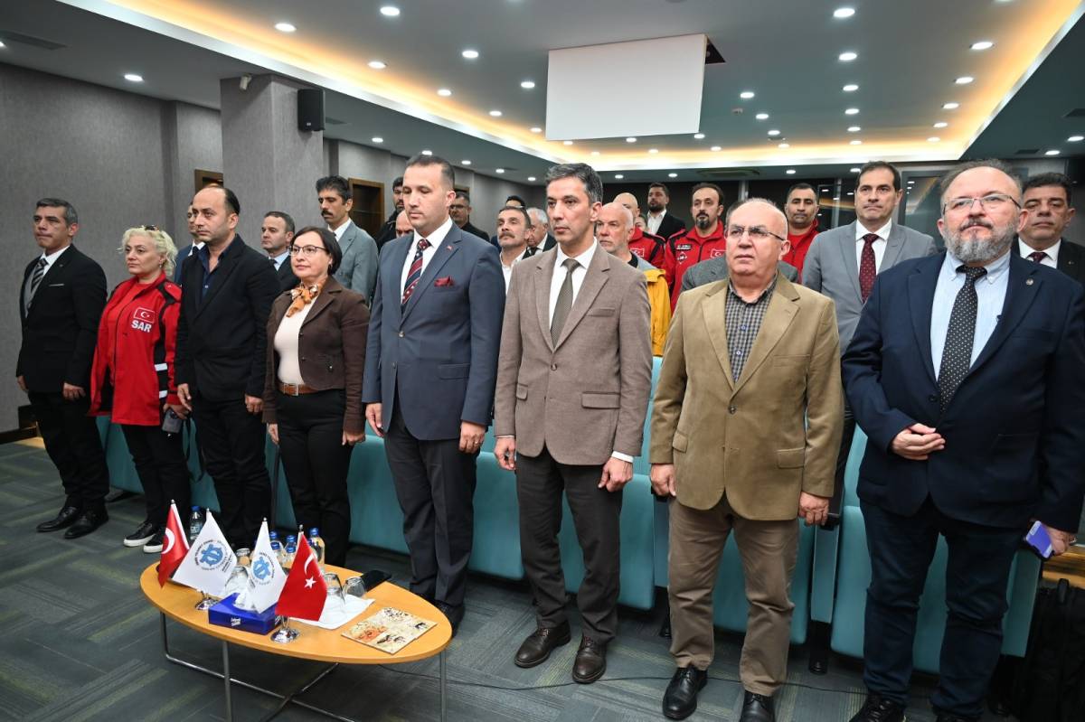 Başkan Doğusel: “Kocaeli limanlarında ihracat rekoru kırıldı!”