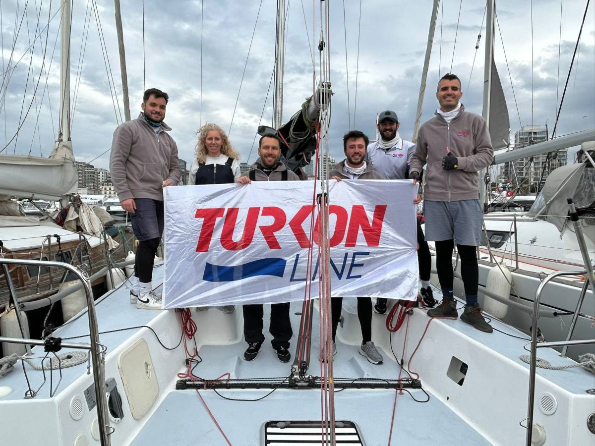 Turkon Line Yelken Takımı ekim yarışlarında 2 ödül aldı