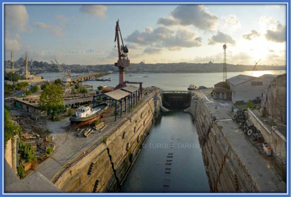 HALİÇ TERSANESİNİN BİLİNMEYEN HAZİNELERİ