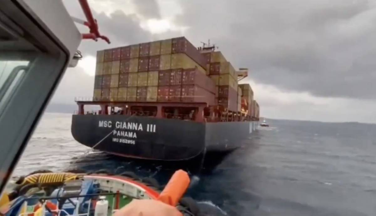 MSC GIANNA III Çanakkale Boğazında makine arızası yaşadı