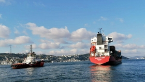 MEDKON MRA İstanbul Boğazında sürüklendi, kılavuz kaptan demir attı