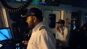 Uzmar&#039;ın römorkörleri Pakistan&#039;da başarılı bir operasyona imza attı!